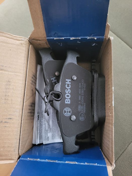 Klocki hamulcowe nowe BOSCH
