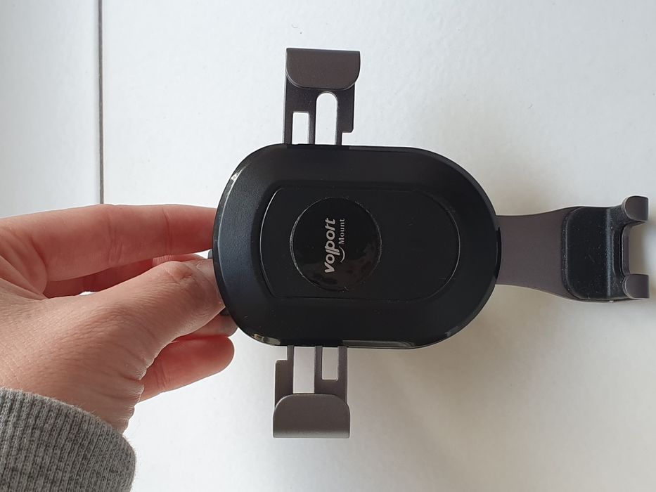 Uchwyt samochodowy do telefonu (na kratkę)