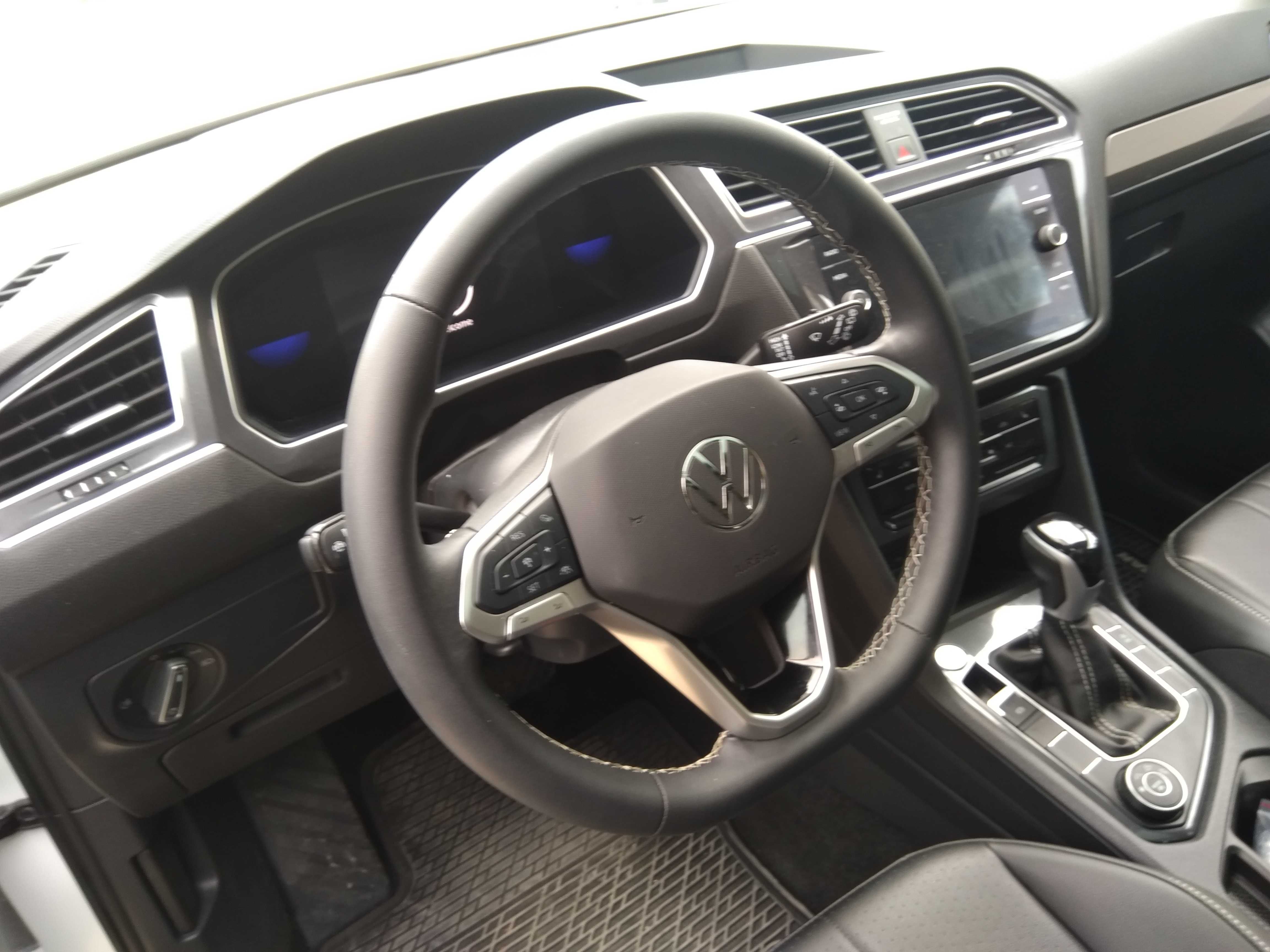 VW Tiguan Allspace R-motion DSG