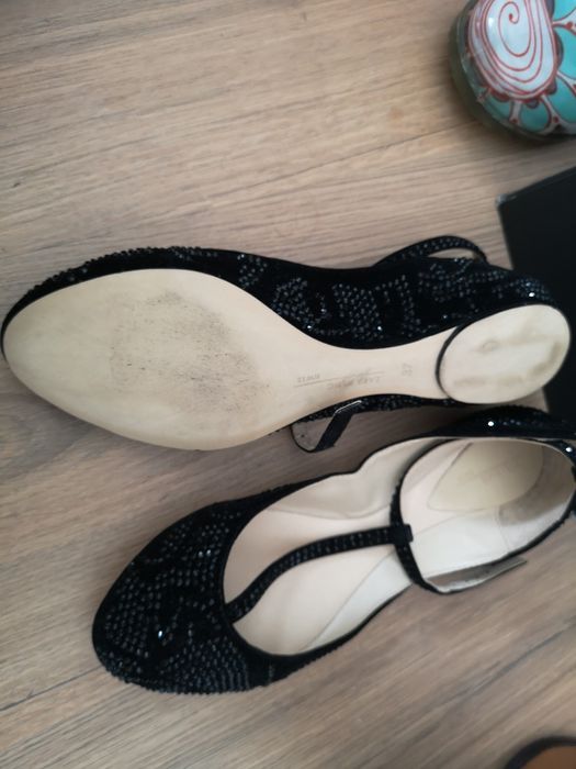 Vendo botas, sapatos, sandálias baratas