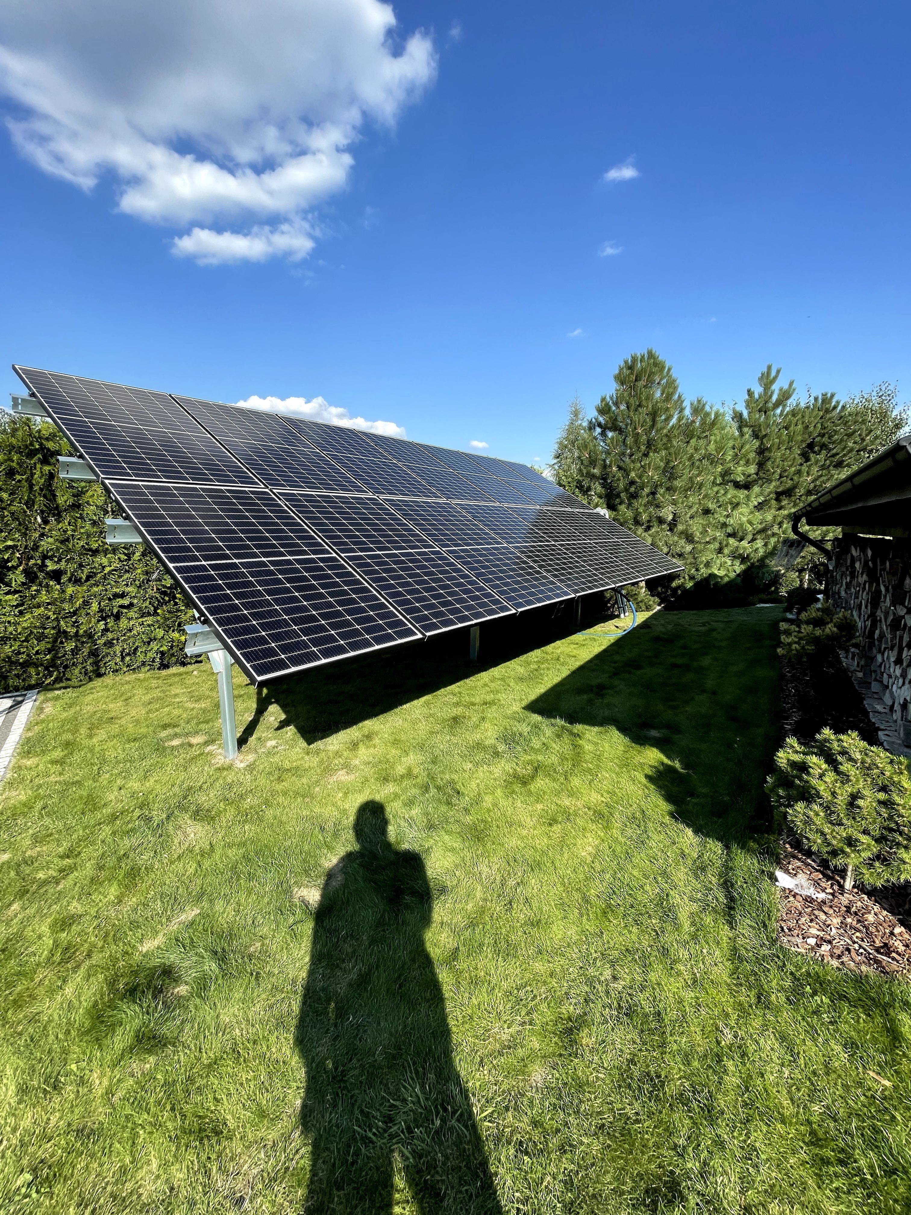 Instalacja fotowoltaiczna 6,06 kWp z magazynem energii 10,24 kWh