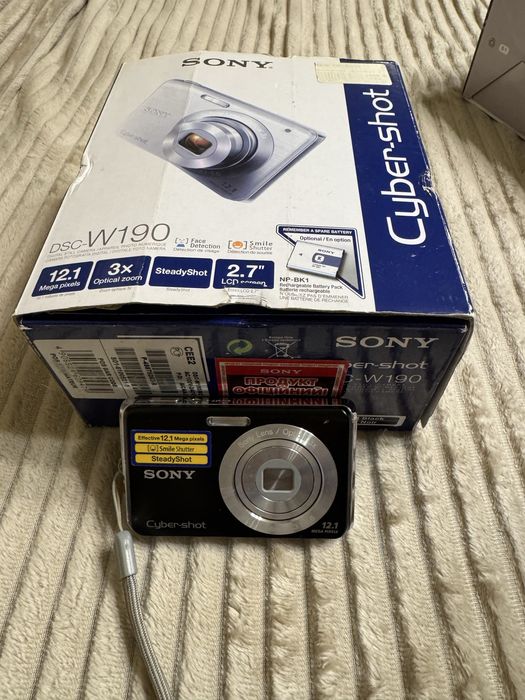 Продам фотоаппарат б/у