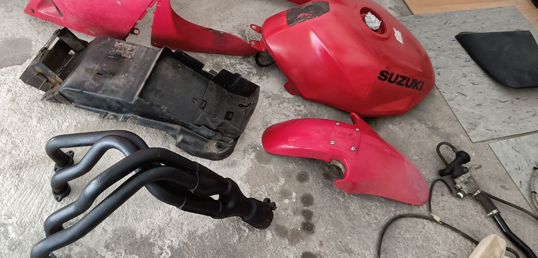Peças zx9r de 94 / peças Dr 650 / Rf 600