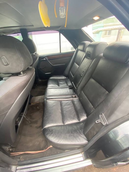 Продам Mercedes 124