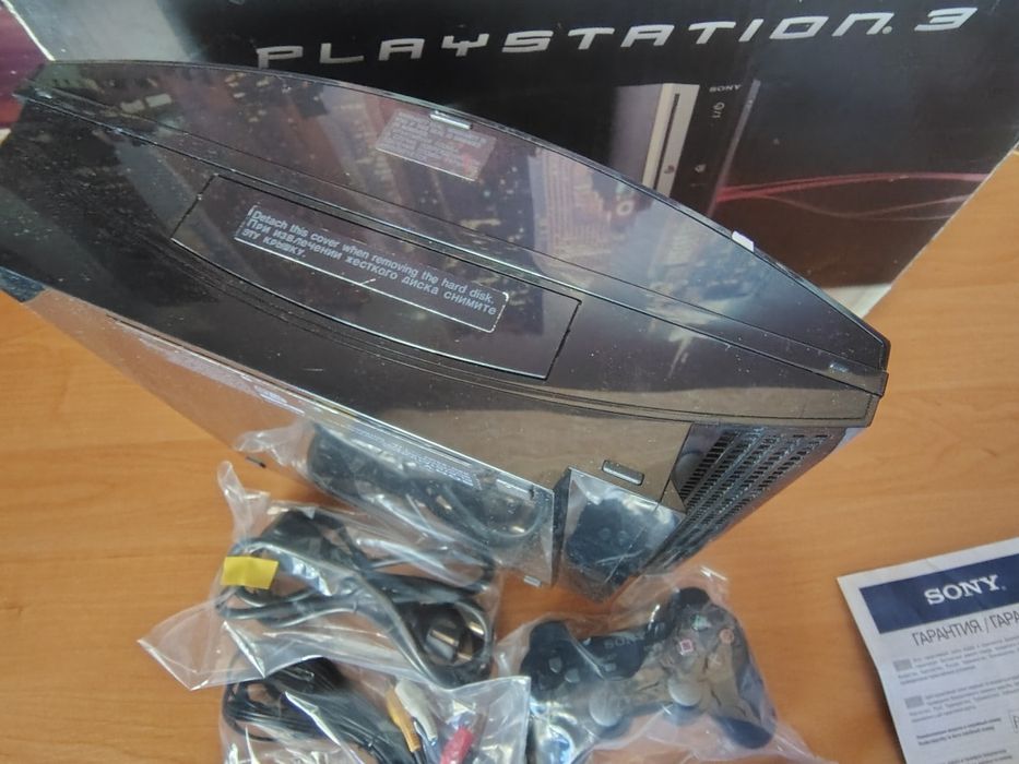PlayStation 3 колекційний повний магазинний комплект  PS3, PlayStation