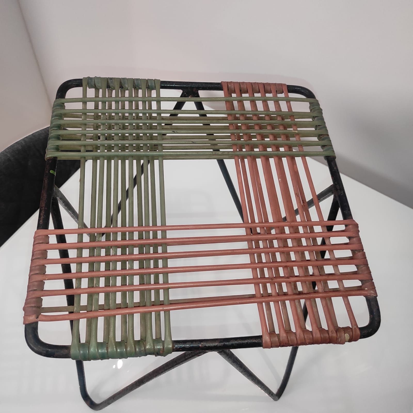Taboret pleciony proj. W. Wołkowski, lata 60 PRL