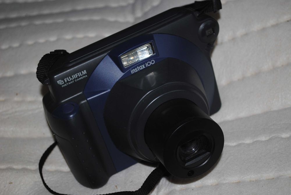 Fujifilm InstaxWide 100