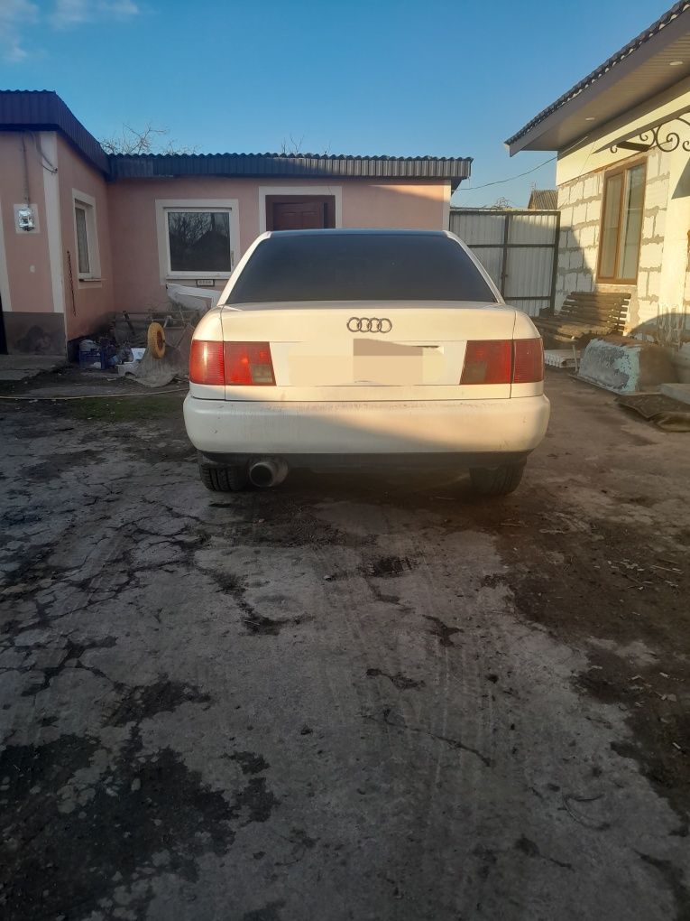 Audi 100 c4 на ходу