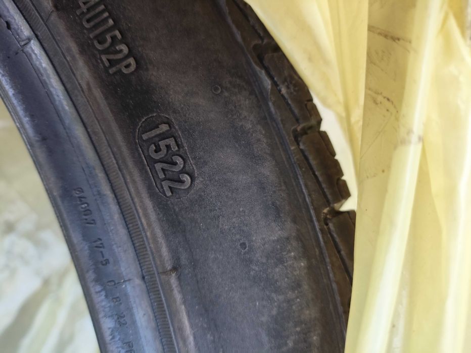 Pirelli all season cinturato plus 225/40/18