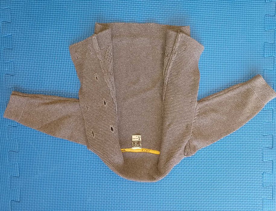 Sweter Tape à l'œil szary na guziki (6-9m) 74 cm - stan bardzo dobry!!