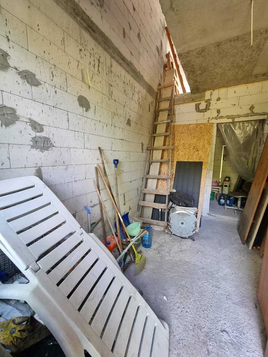 Продається 2-х поверховий будинок 10км від Львова село Липники