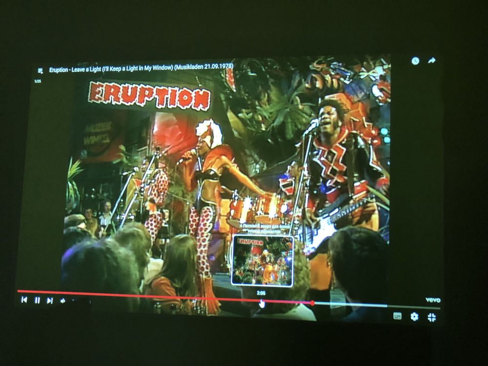 Benq MW519 projector