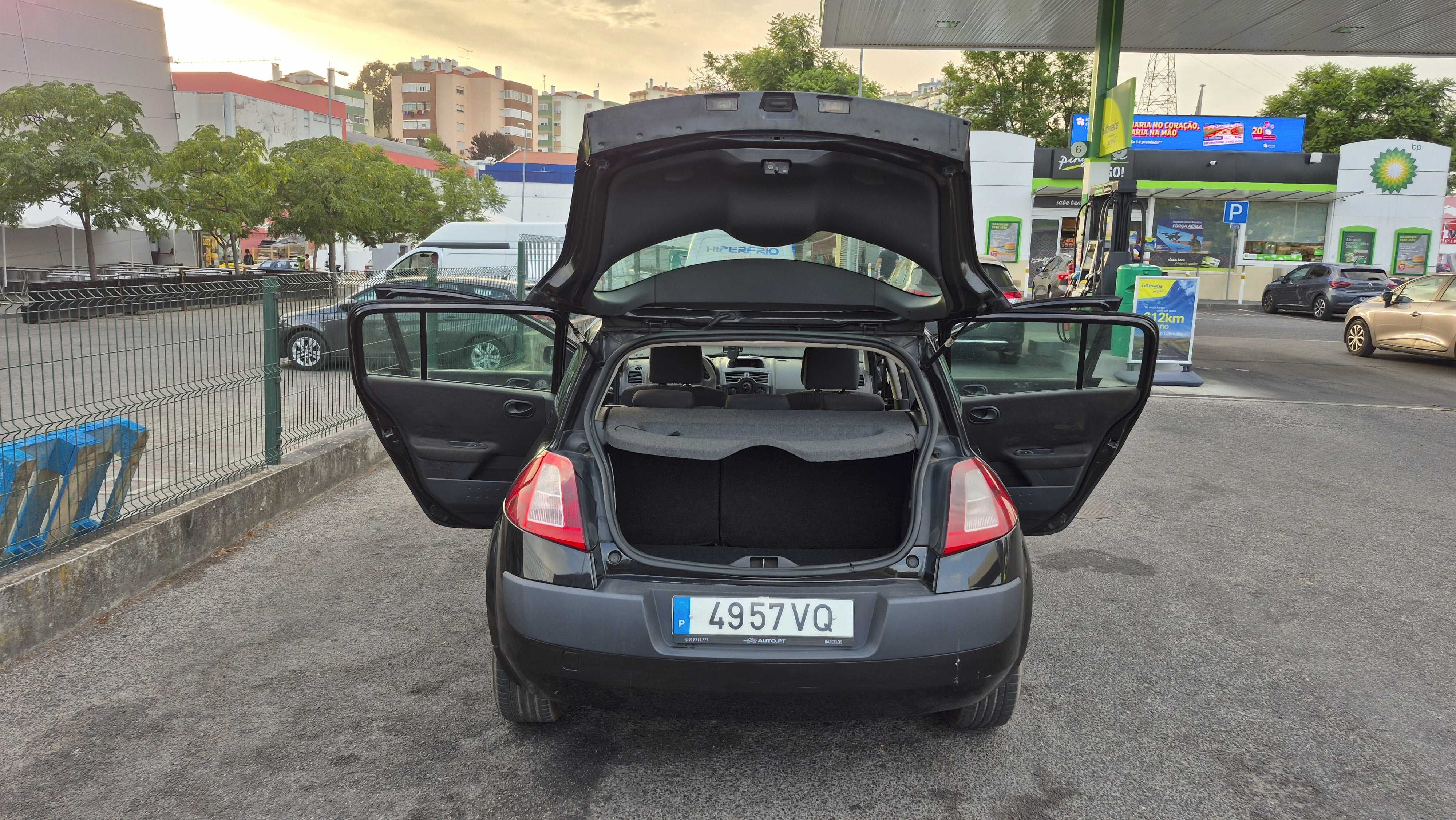 Renault Megane 1.9 DCI em bom estado