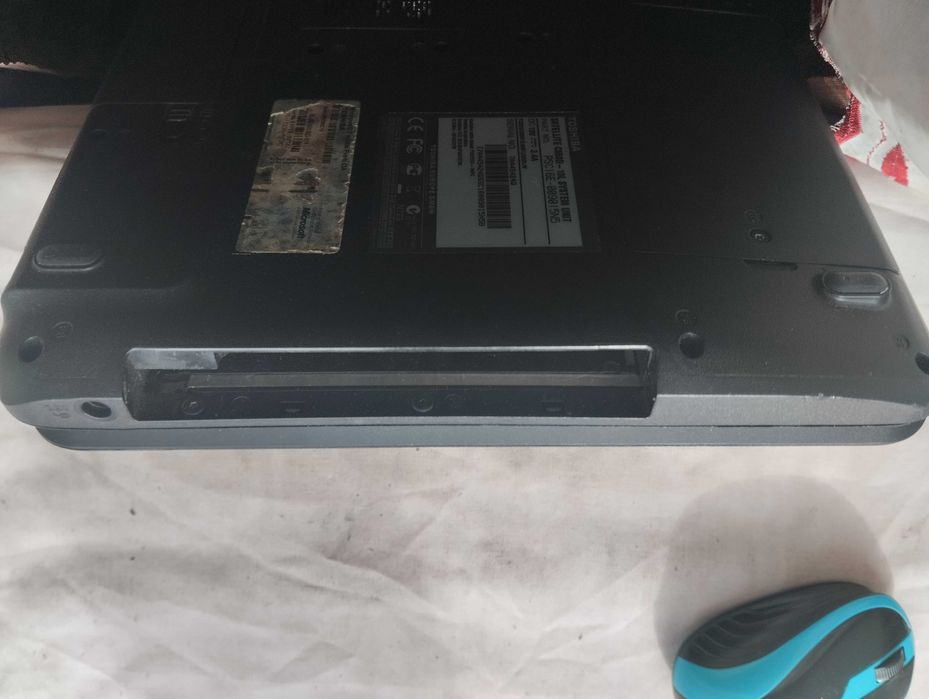 Ноутбук Toshiba c650 d на  запчястини 650г