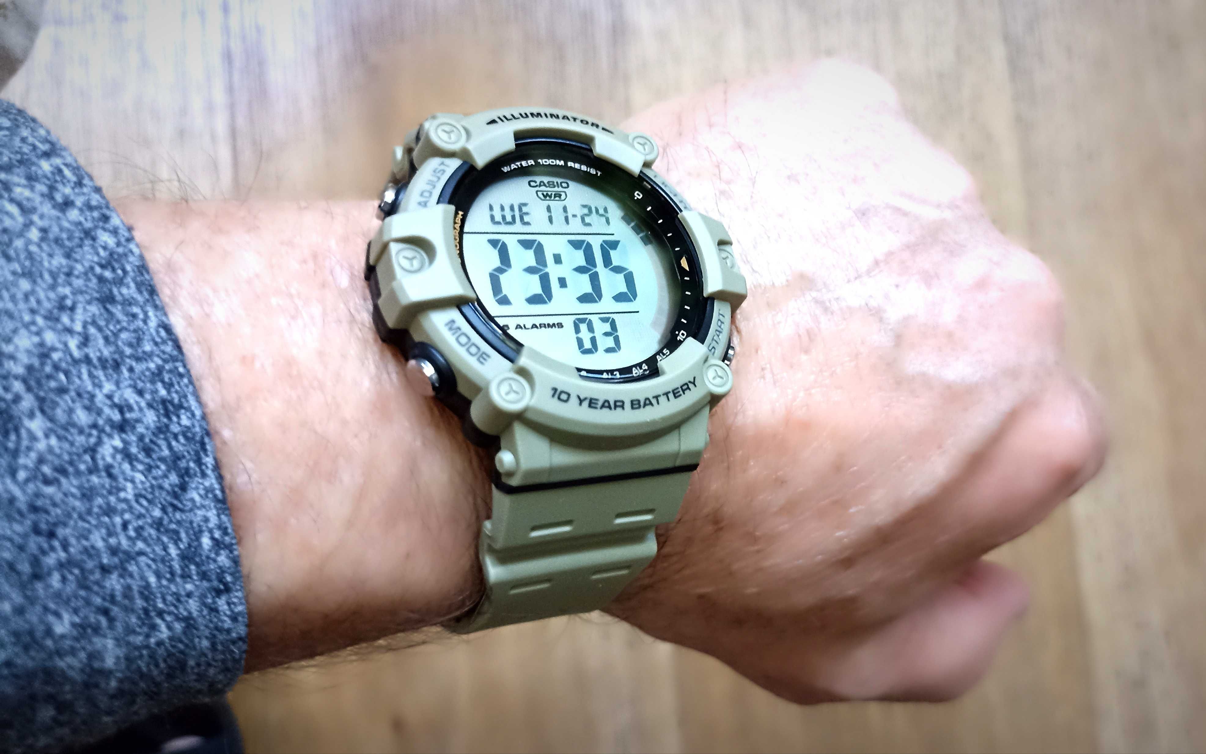 Casio AE-1500WH. Годинник наручний