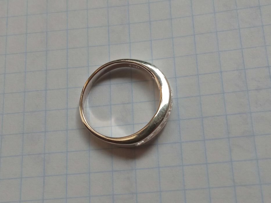 Delikatny pierścionek z cyrkoniami Obrączka r. 13 16,5 mm ze Sr 925