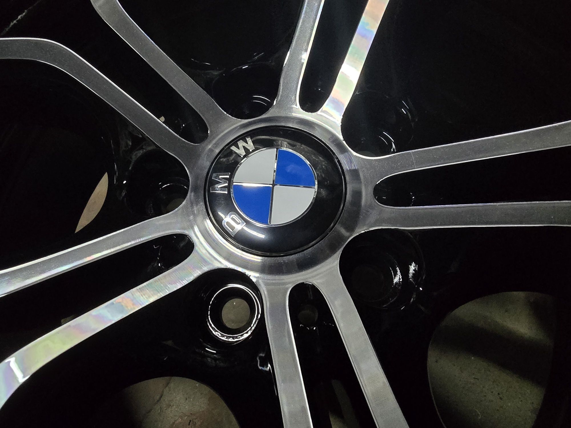 Felgi  18 5x120 BMW X3.X4  E90.91 F10 F11 F30   E60 x Drive