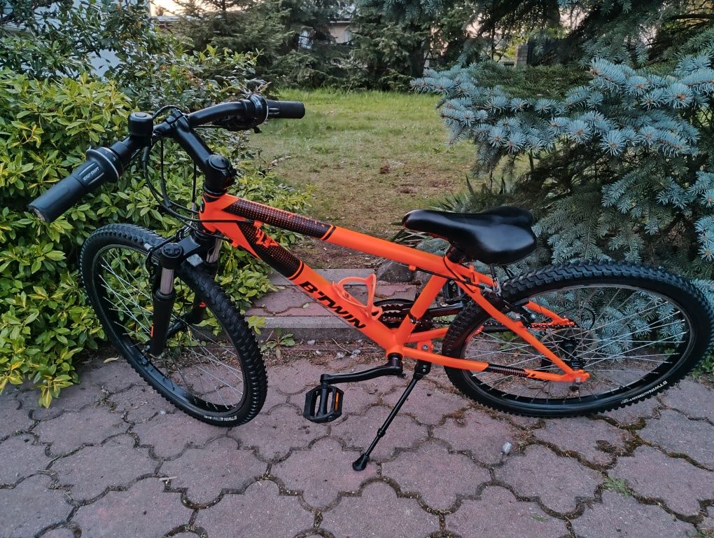 Btwin 24' MTB górski rower młodzieżowy dziecięcy z amortyzatorem