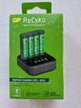 Ładowarka GP ReCyko B421 + D451 + 4x
NiMH AA 2100mAh