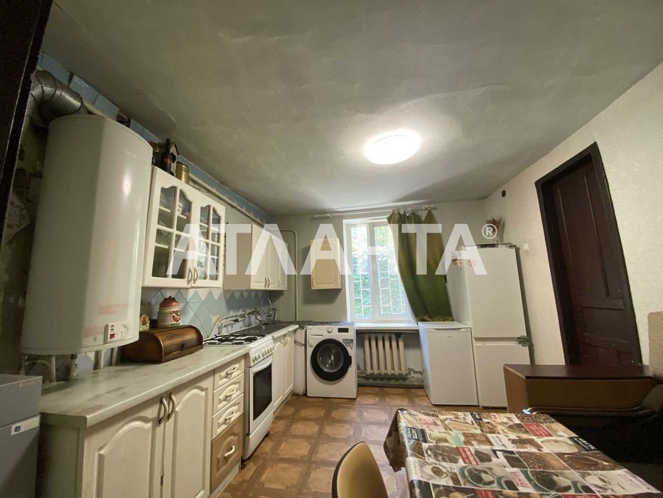 Продам 3х к. кварт. на земле Слободка, 1/1 эт,свой двор, гараж