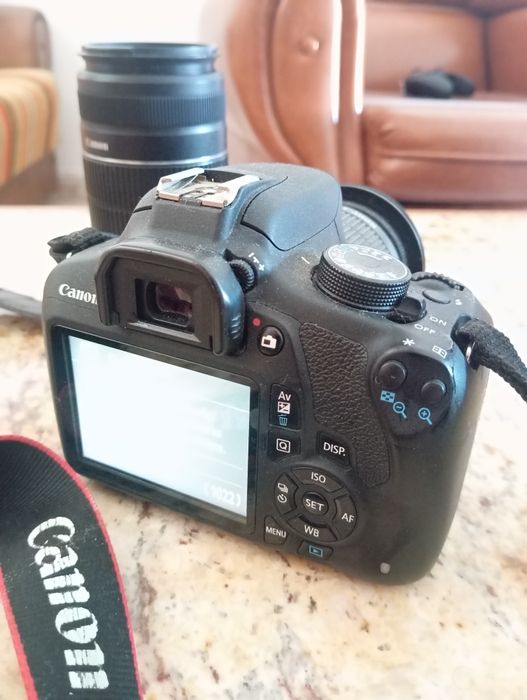 Canon Rebel T5 em perfeito estado
