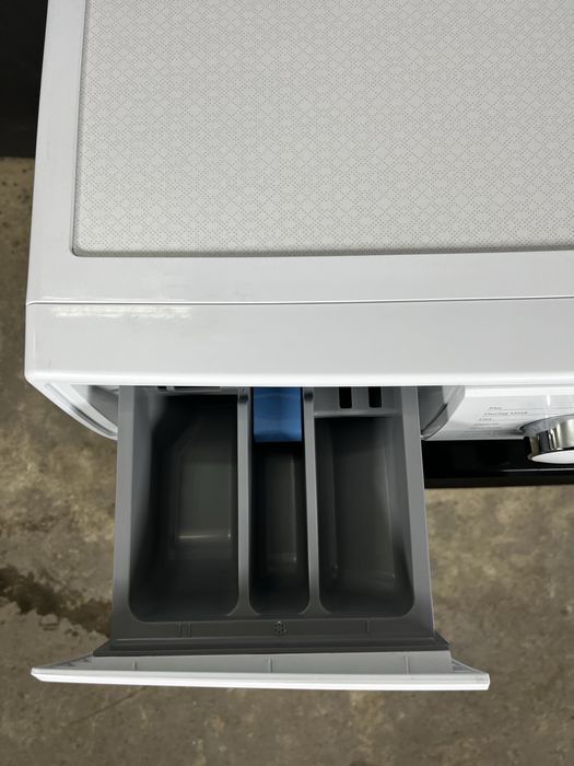 Вузькогабаритна Пральна машина Wasko 8KG