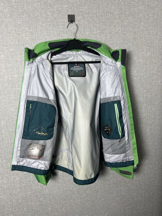 (Розмір S-M) Жіноча мембранна куртка BlackYak Extreme Peak Gore Tex