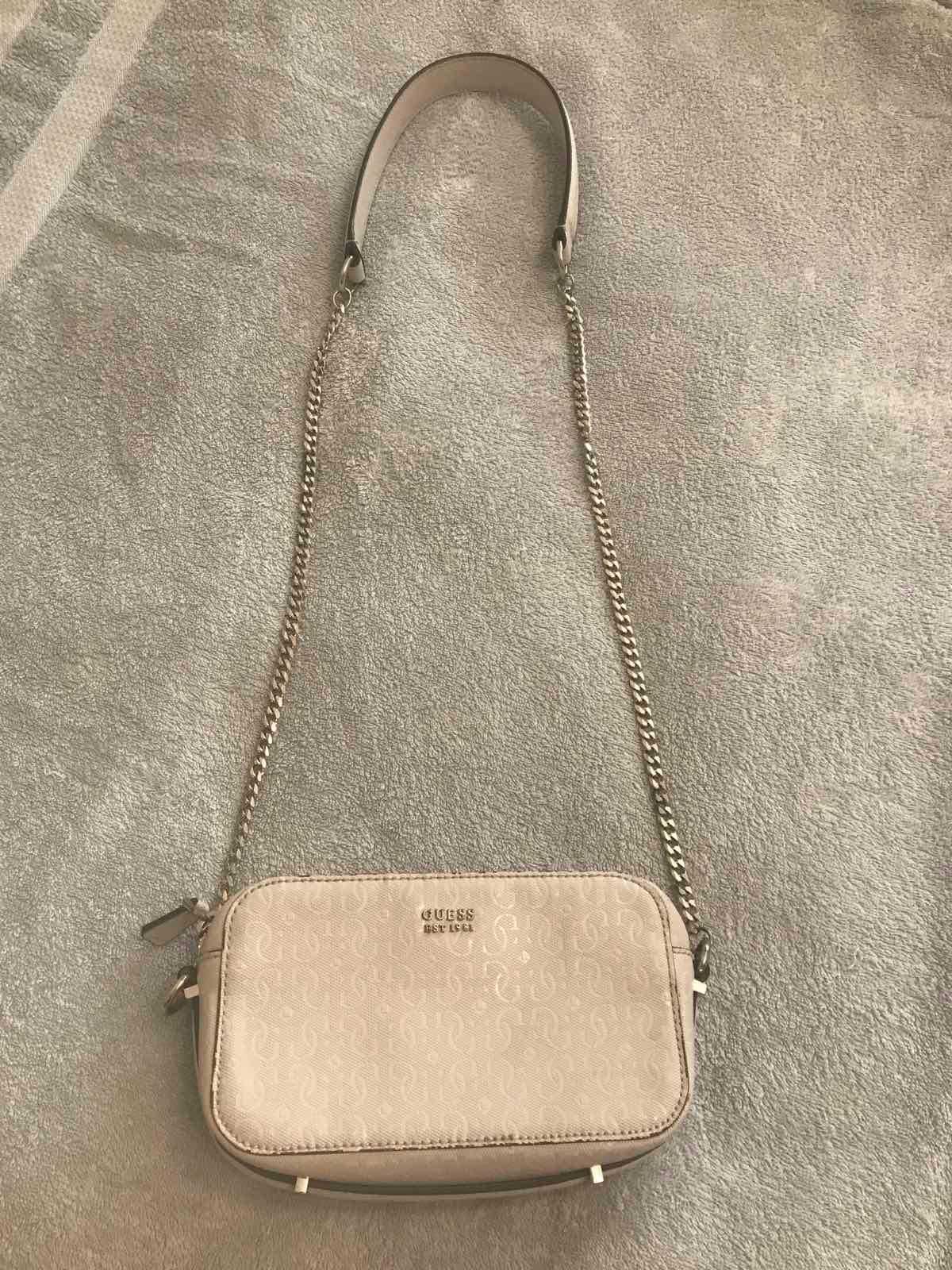 Продам сумку GUESS EST оригинал идеальное состояние