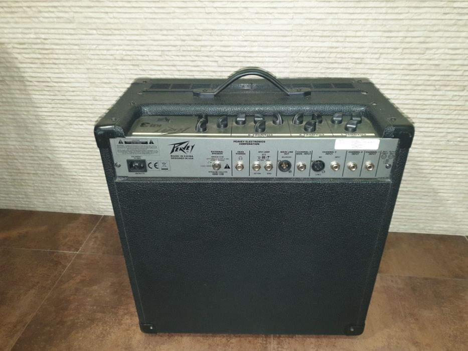 Amplificador PEAVEY KB-3 Combo