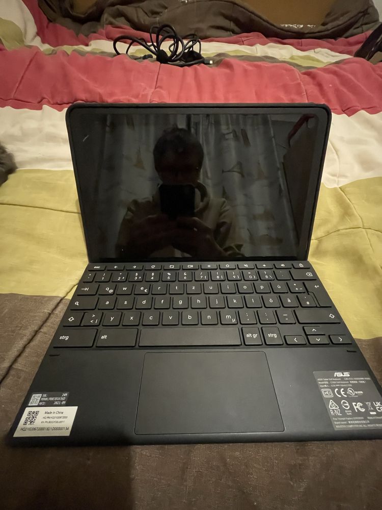 Asus chromebook cz1(cz1000)