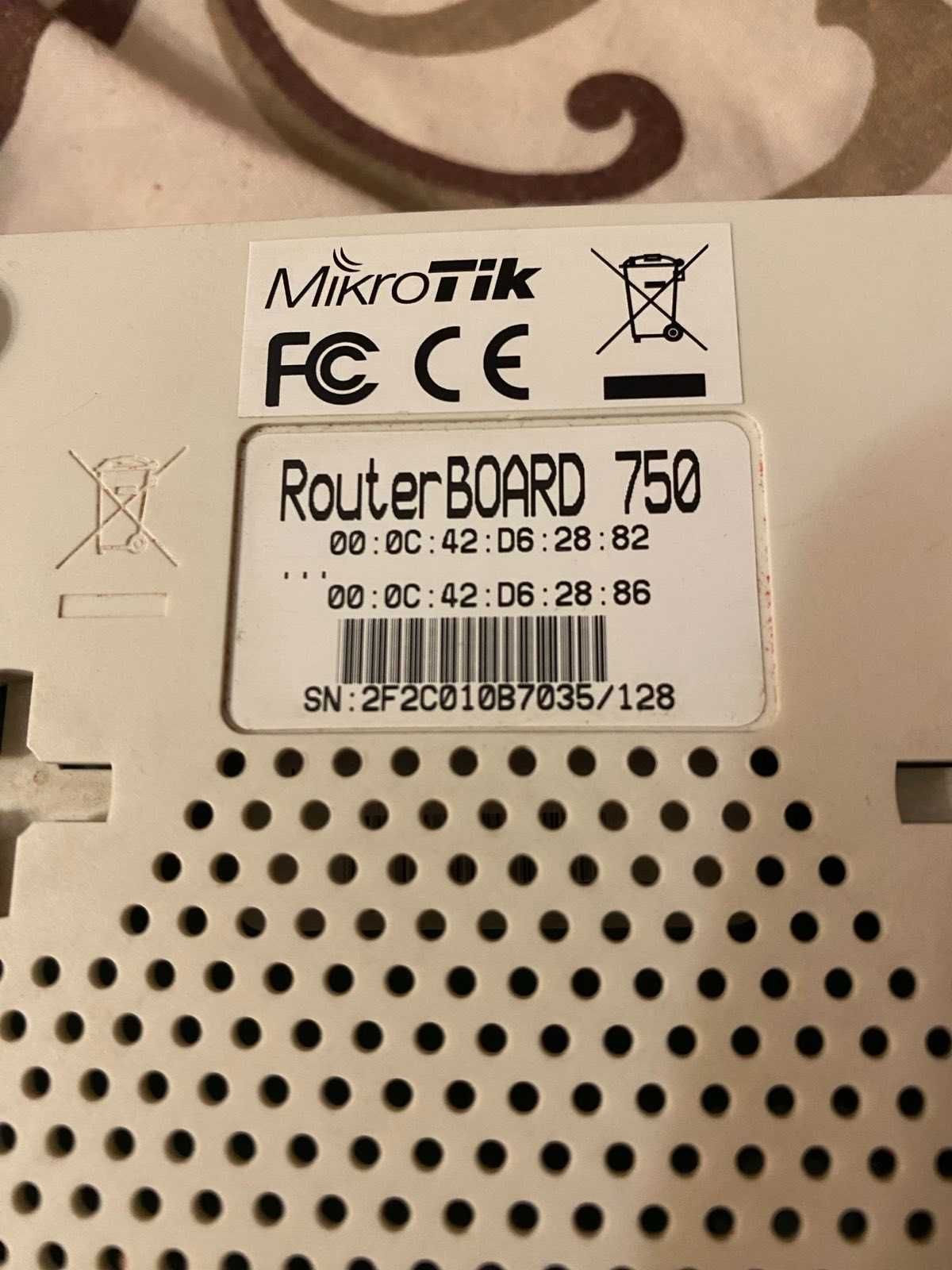 Маршрутизатор, роутер Mikrotik HEX  950  бу в робочому стані з бп