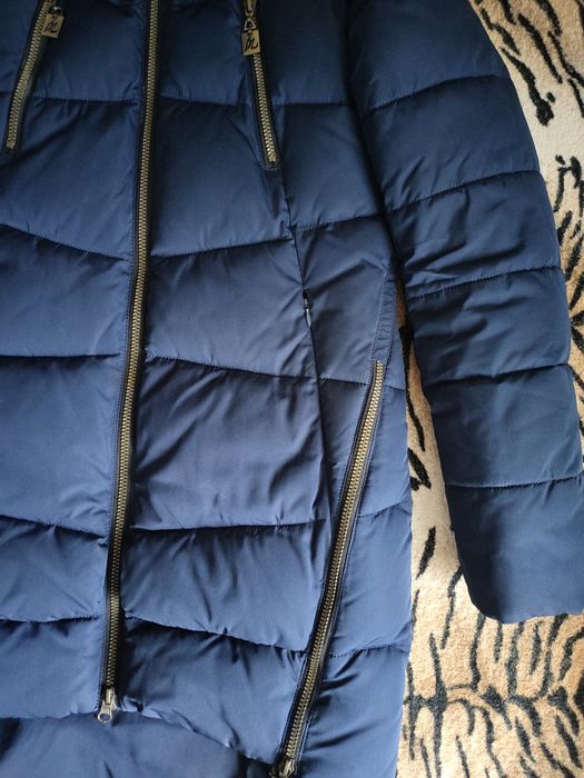 Зимовий пуховик куртка