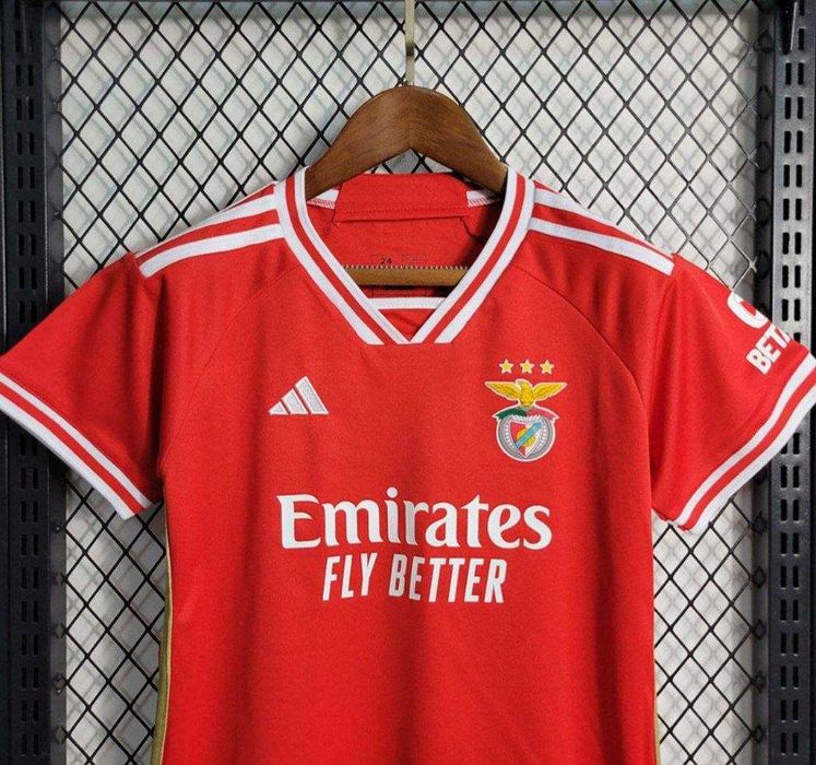 Conjuntos disponíveis 2 aos 14 anos