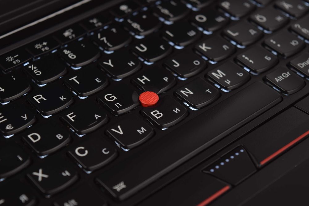 Сенсорний Lenovo ThinkPad Yoga 370 i5-7300U 8гб 256/512/1тб Ноутбук