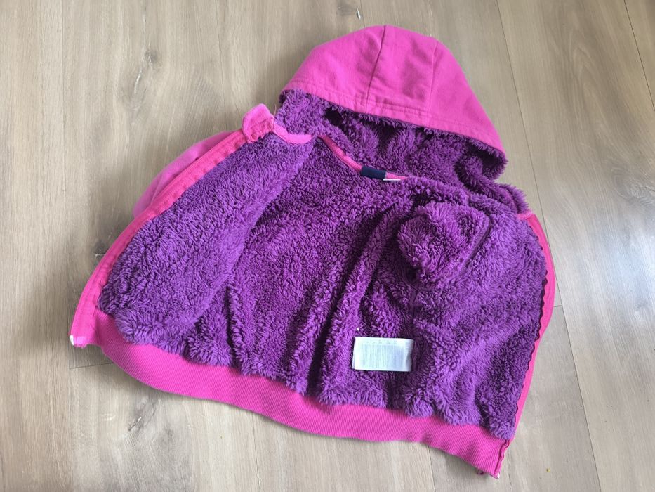 Ciepła bluza z kapturem
