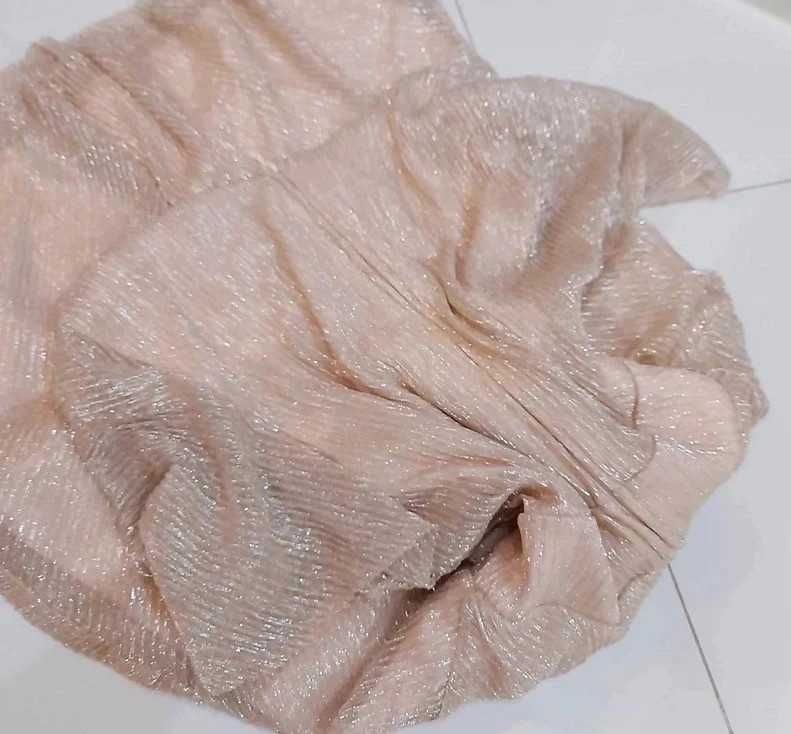 kusząca sukienka powabna