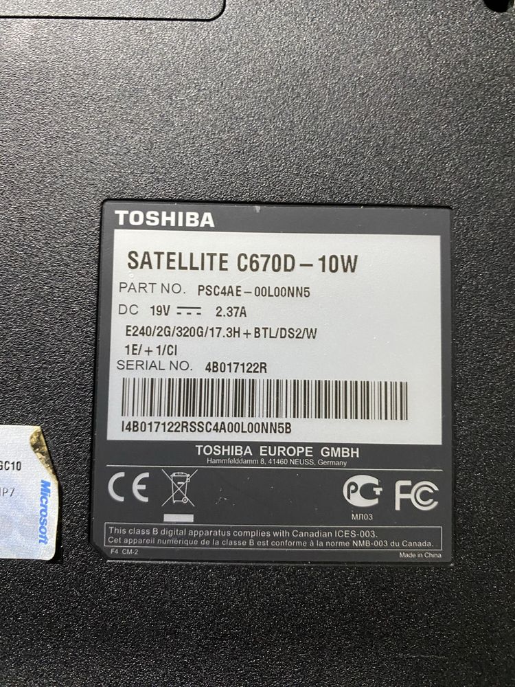 Ноутбук Toshiba Satellite C670D-10W 17"/ на запчастини! N2498