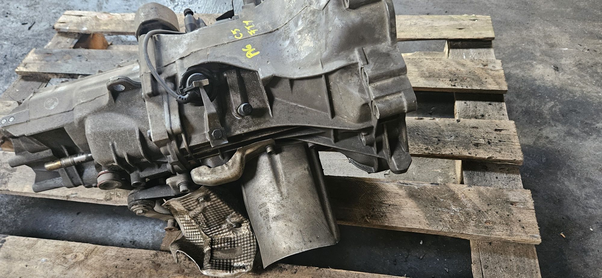 Skrzynia biegów manualna audi a4 b6 a6 c5 2.0 16v FTY

SKRZYNIA BIEGÓ