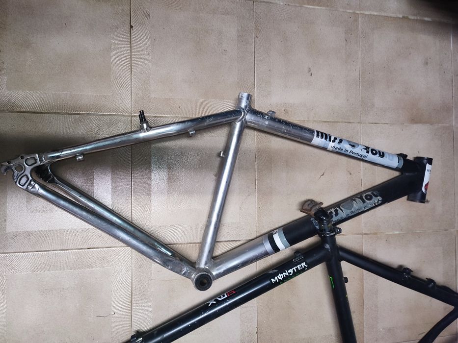 Conjunto de quadros de bicicleta em alumínio