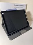 Stylowe etui Antbox do iPada 10.2 – ochrona i wygoda w jednym