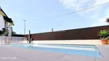 Moradia T3 Com Piscina Em Aguiar (São Cosme), Gondomar