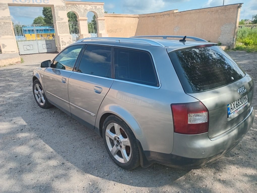 Продам Ауди А4 в отличном состоянии quattro