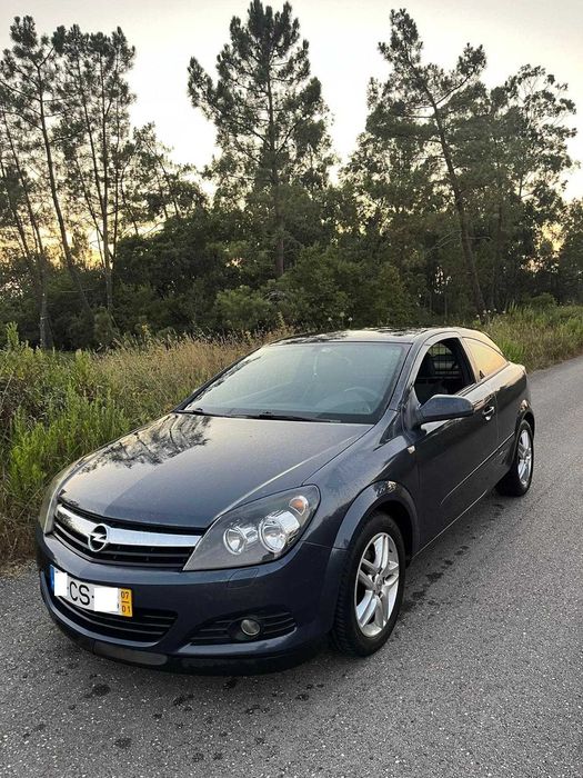 Opel Astra GTC 1.3