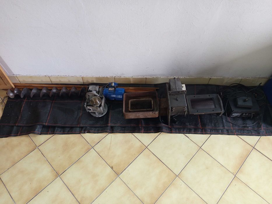 Podajnik do pieca OGNIWO na ekogroszek