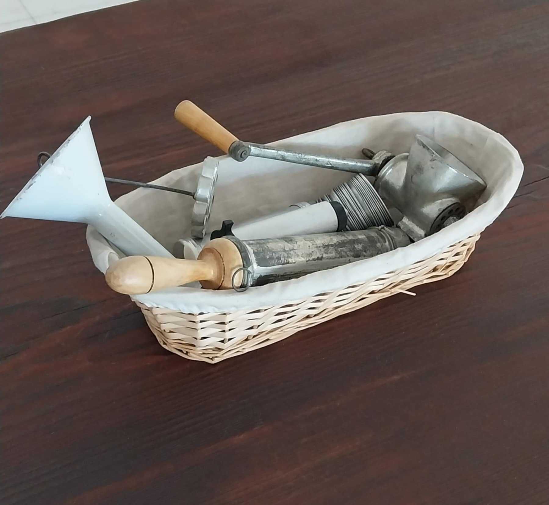 Açafate com vários Utensílios de Cozinha VINTAGE