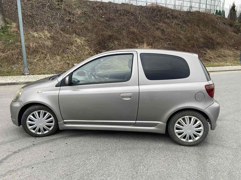 Toyota yaris ts 1.5