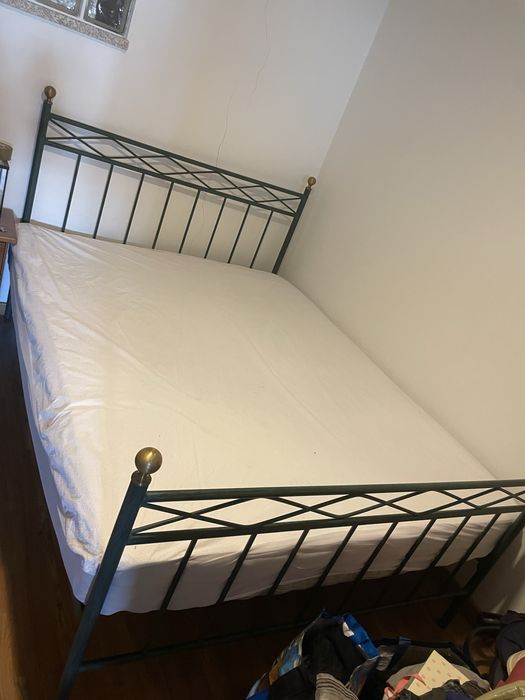 Cama ferro moderna