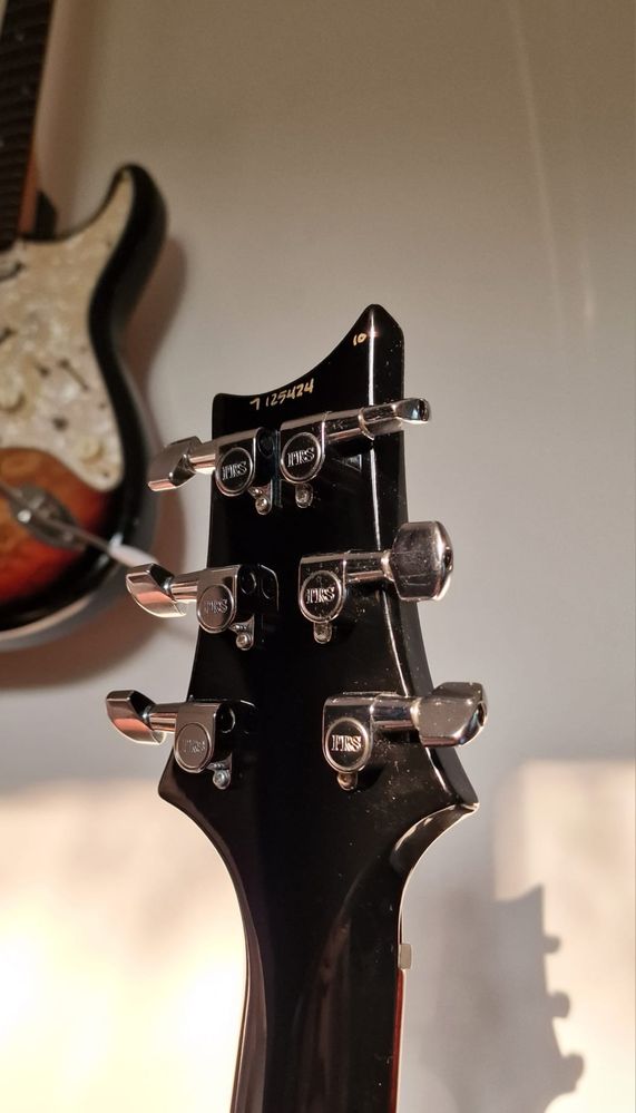 Prs custom 22 top 10 Emerald Green.