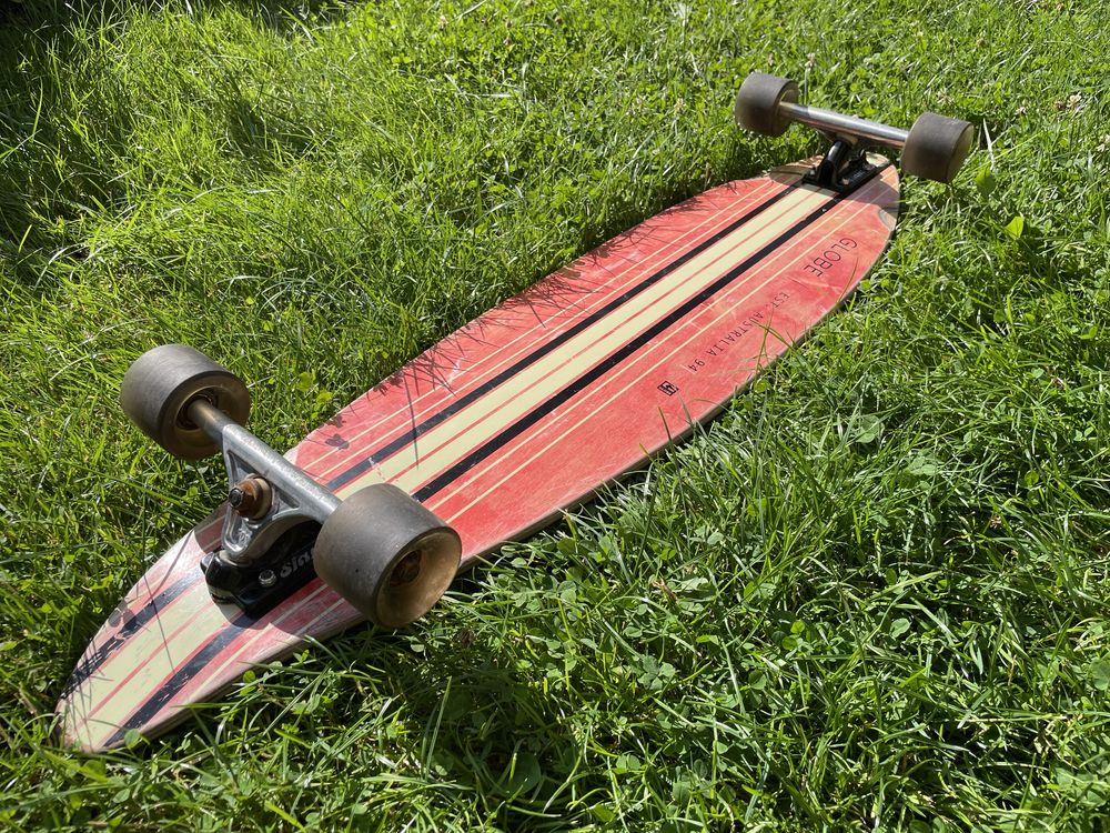 Longboard Globe Pinner red/black