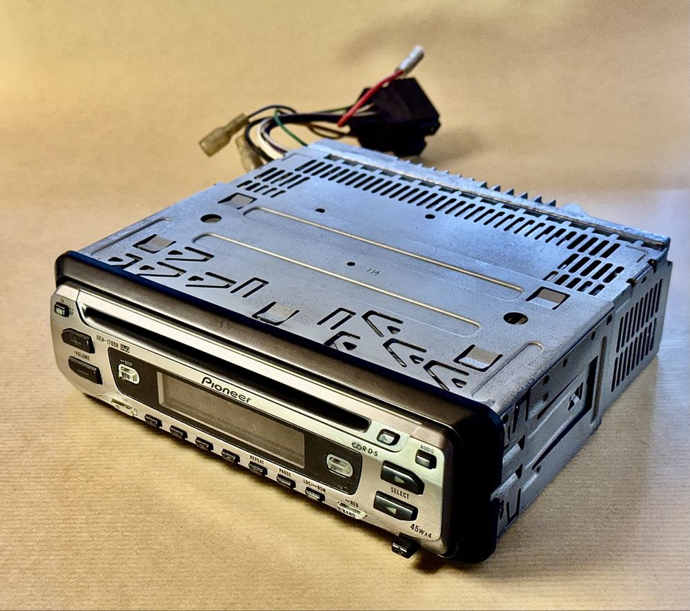 Do negocjacji Pioneer odtwarzacz CD Radio